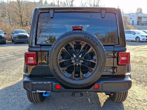 Used 2024 Jeep Wrangler Sahara w/ Safety Group image 5