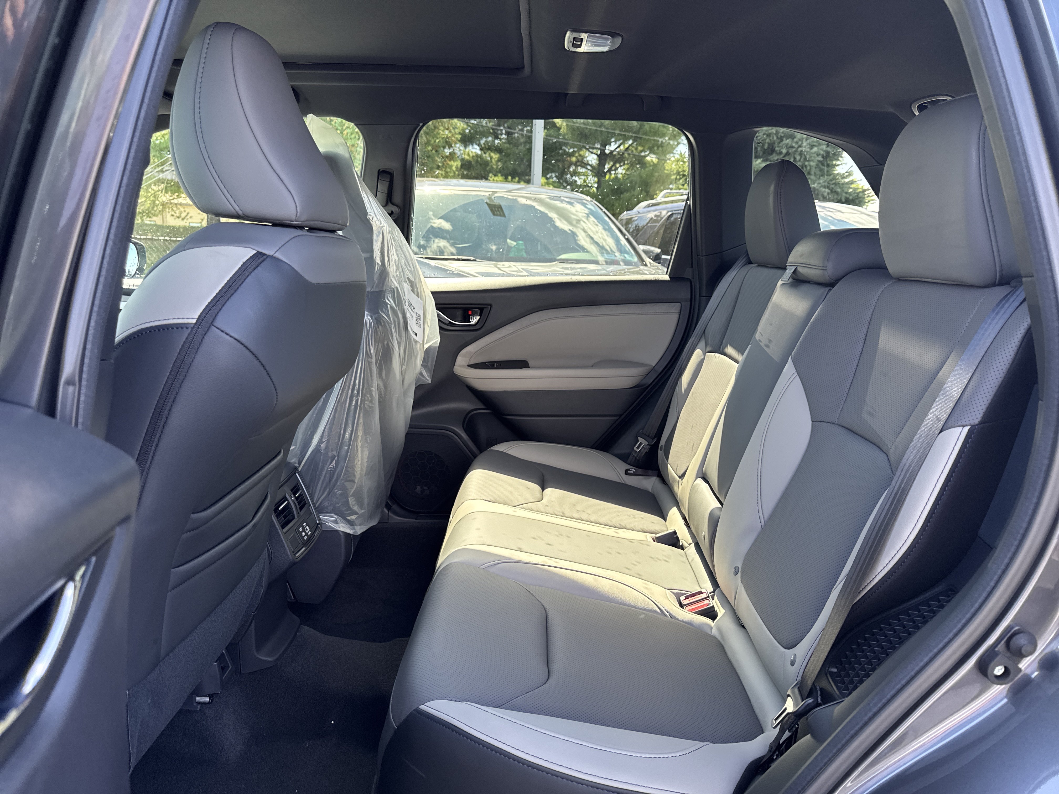 New 2026 Subaru Forester Touring AWD/4WD image 12