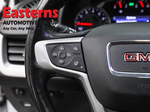 Used 2021 GMC Terrain SLT w/ Infotainment Package II AWD/4WD image 15