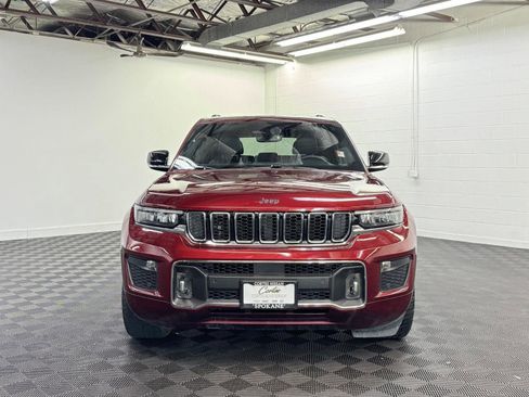 Used 2023 Jeep Grand Cherokee Overland AWD/4WD image 5