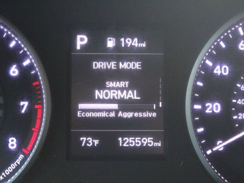 Used 2020 Hyundai Elantra SEL w/ Cargo Package (C1) image 10