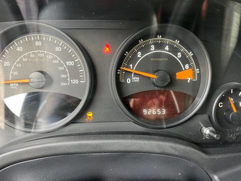 Used 2017 Jeep Patriot Sport image 8