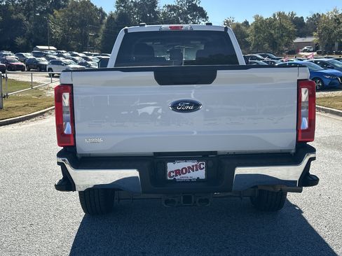 Used 2024 Ford F250 XLT image 6