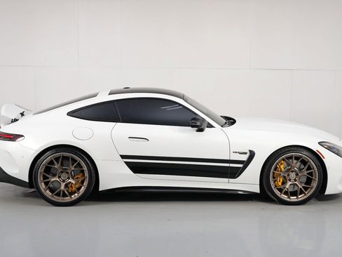 Used 2024 Mercedes-Benz AMG GT 63 image 55