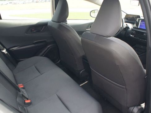 Used 2023 Toyota Prius LE image 19