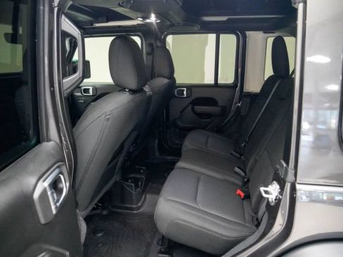 Used 2022 Jeep Wrangler Unlimited Sport AWD/4WD image 14