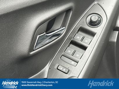 Certified 2022 Chevrolet Trax LT w/ Premium Seat Package