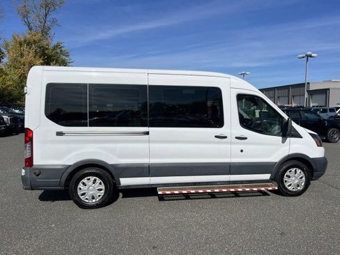Used 2018 Ford Transit 350 XL image 6