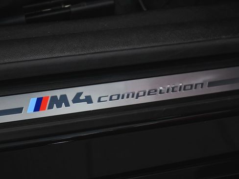 Used 2022 BMW M4 xDrive Competition w/ M Carbon Exterior Package AWD/4WD image 12