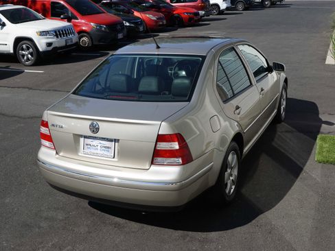 Used 2004 Volkswagen Jetta GLS image 12
