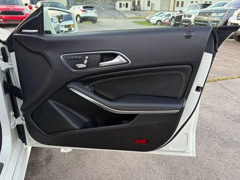Used 2018 Mercedes-Benz CLA 250 image 19