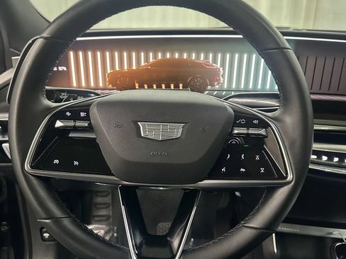 Used 2024 Cadillac Lyriq Tech AWD/4WD image 16
