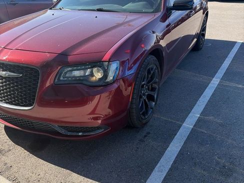 Used 2019 Chrysler 300 Touring w/ Sport Appearance Package image 1