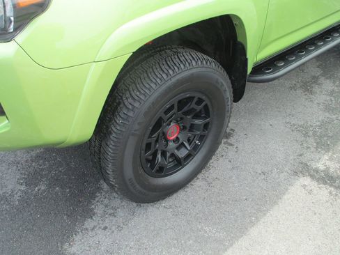 Used 2022 Toyota 4Runner TRD Pro AWD/4WD image 13