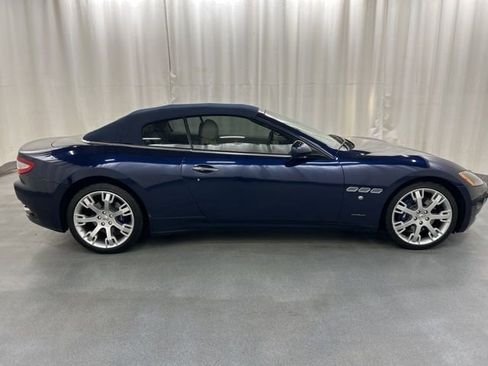 Used 2012 Maserati GranTurismo Convertible image 7