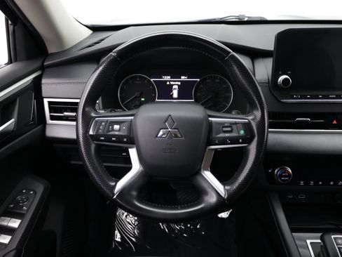 Used 2022 Mitsubishi Outlander SE FWD image 30