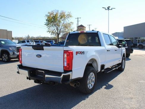 Used 2024 Ford F250 XLT w/ FX4 Off-Road Package image 9