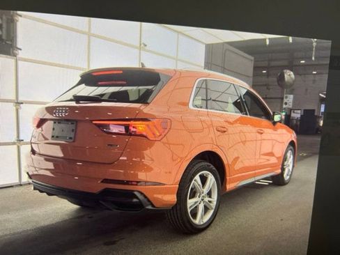 Used 2022 Audi Q3 2.0T Premium Plus AWD/4WD image 2