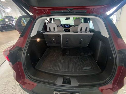 Used 2024 Chevrolet TrailBlazer LT w/ Convenience Package FWD image 12