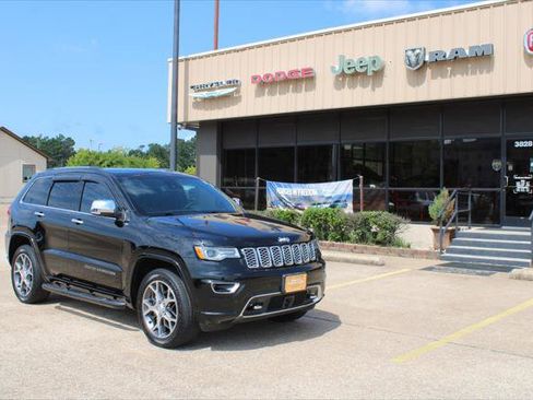Certified 2019 Jeep Grand Cherokee Overland RWD image 4