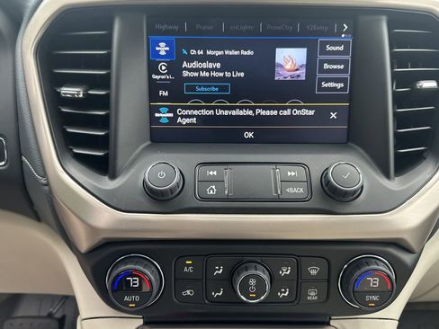 Used 2022 GMC Acadia Denali w/ Denali Technology Package FWD image 31