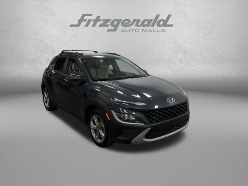 Used 2022 Hyundai Kona SEL w/ Convenience Package FWD image 9