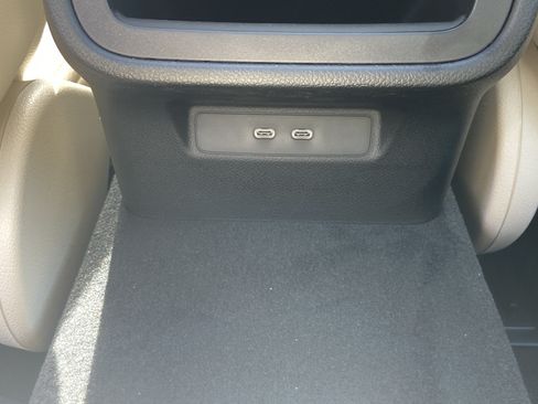 New 2026 Mercedes-Benz E 350 4MATIC Sedan image 38