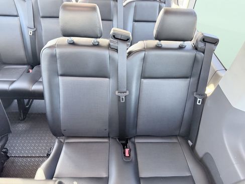 Used 2023 Ford Transit 350 XL image 39