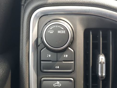 Used 2023 Chevrolet Silverado 2500 LT AWD/4WD image 24