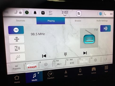 Certified 2023 Jeep Grand Cherokee Limited w/ Luxury Tech Group II AWD/4WD image 37
