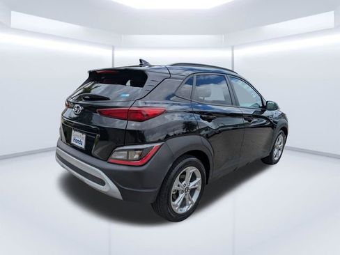 Used 2023 Hyundai Kona SEL w/ Convenience Package FWD image 4
