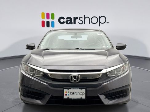 Used 2018 Honda Civic EX image 8