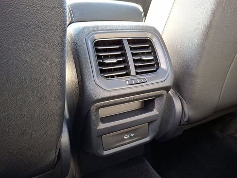 Certified 2025 Volkswagen Taos SEL image 11