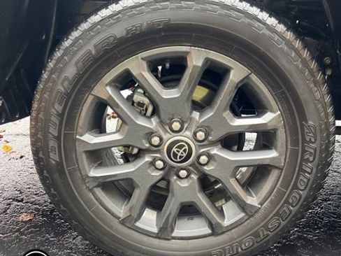 Used 2023 Toyota Tundra Platinum image 8