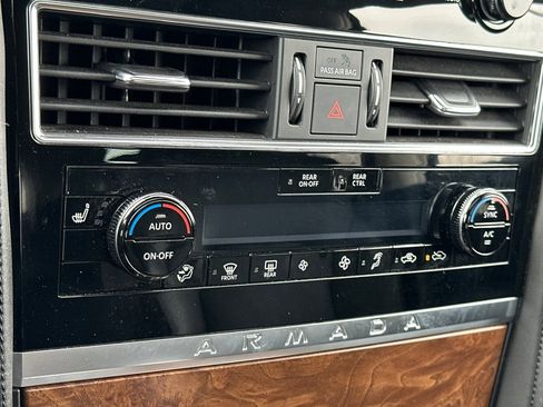 Used 2022 Nissan Armada SL w/ Captain's Chairs Package image 25