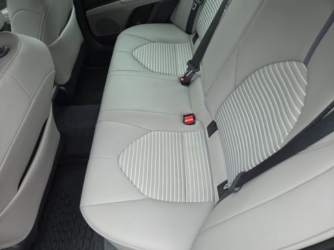 Certified 2023 Toyota Camry SE image 19