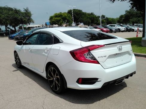 Used 2021 Honda Civic Sport image 9
