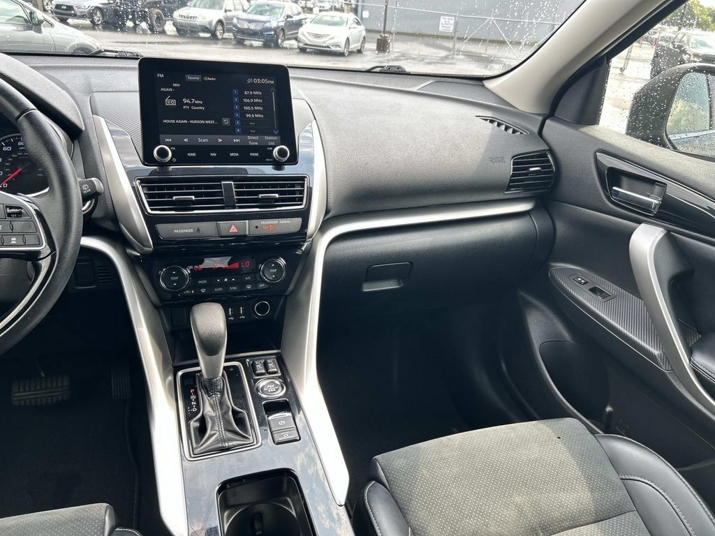 Used 2024 Mitsubishi Eclipse Cross SE AWD/4WD image 22