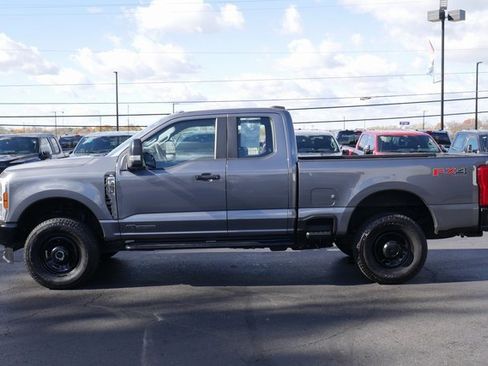 Used 2024 Ford F350 XL w/ FX4 Off-Road Package image 7