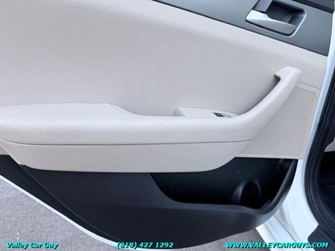 Used 2018 Hyundai Sonata SE FWD image 22