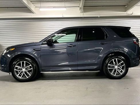 New 2025 Land Rover Discovery Sport S image 3