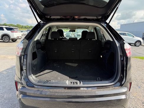 Used 2024 Ford Edge SE w/ Black Appearance Package AWD/4WD image 19