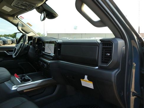 New 2026 Chevrolet Silverado 3500 LT w/ Trail Boss Package AWD/4WD image 11