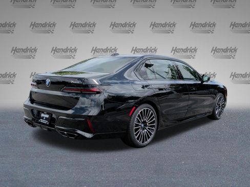 New 2026 BMW 760i xDrive w/ Executive Package AWD/4WD image 7