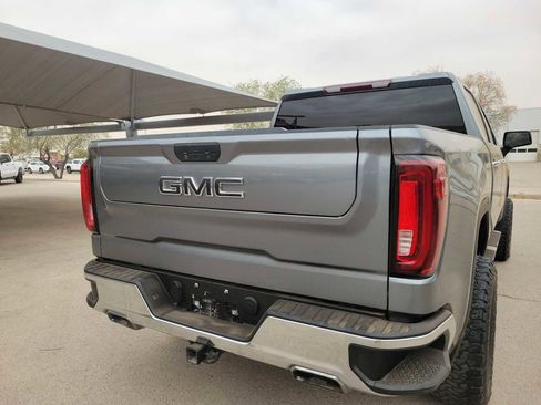 Used 2021 GMC Sierra 1500 SLT w/ X31 Off-Road Package image 15