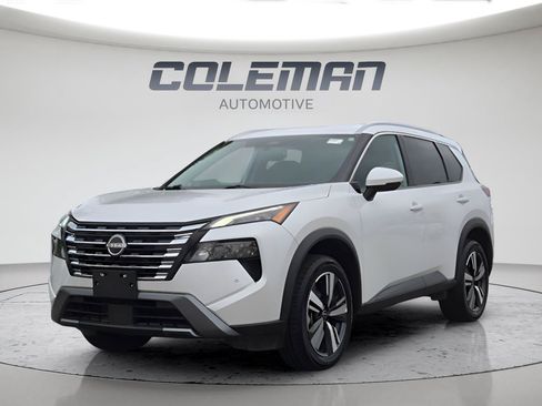 Used 2026 Nissan Rogue SL AWD/4WD image 1