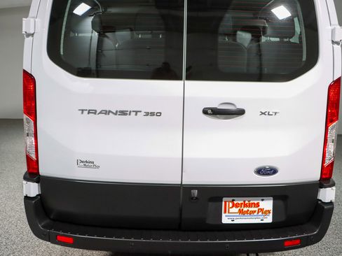 Used 2022 Ford Transit 350 XLT RWD image 8
