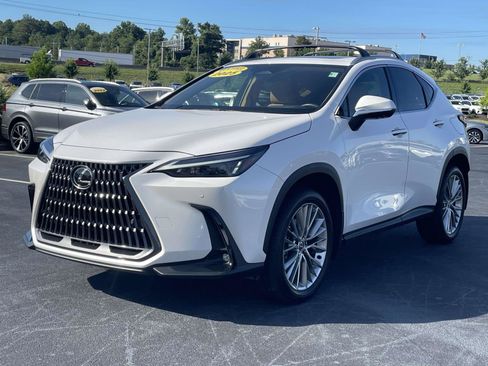 Used 2025 Lexus NX 350 AWD w/ Accessory Package (2T) image 3