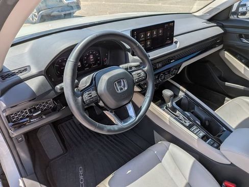 Used 2023 Honda Accord Touring image 33
