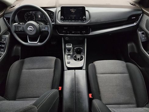 Certified 2023 Nissan Rogue SV FWD image 14